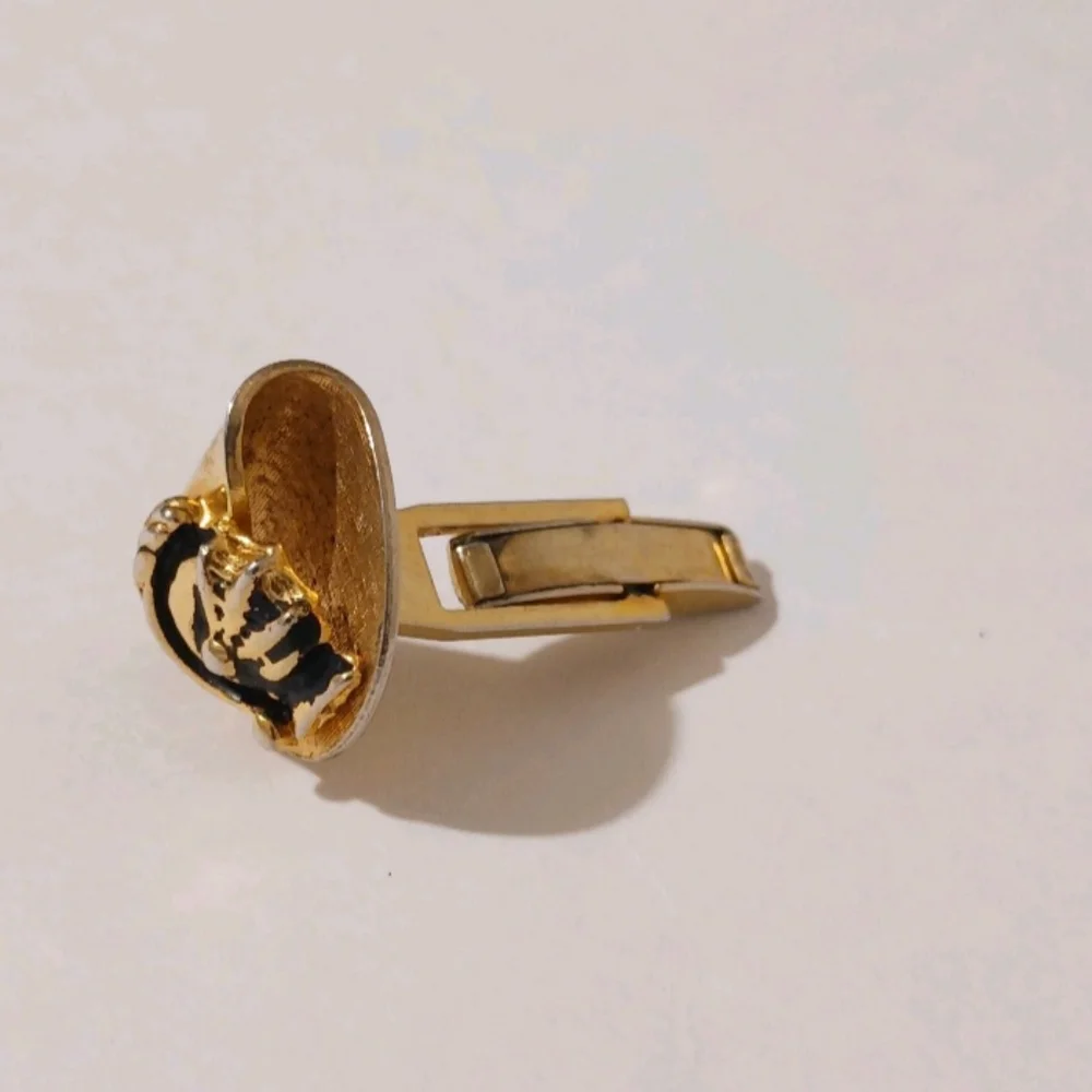 VTG Roman Soldier Warrior Cufflinks Gold Tone Black Enamel Mid Century Knight